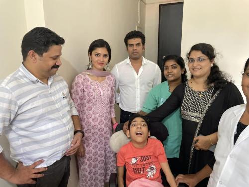 Film Actor - Sunny Wayne - Visit